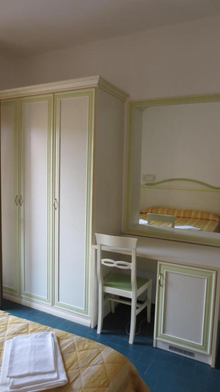 Hotel Due Torri Porto Azzurro Room photo